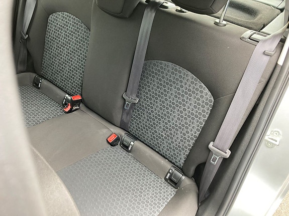 Opel Corsa 13 of 20