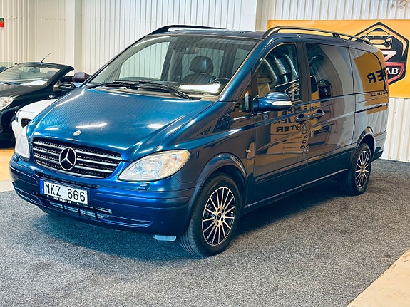 Mercedes-Benz Viano 3 of 5