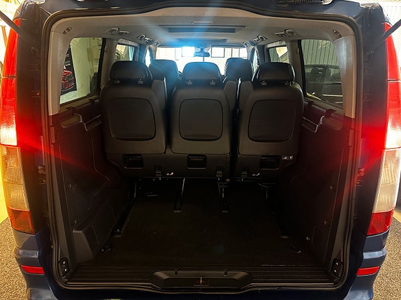 Mercedes-Benz Viano 21 of 21