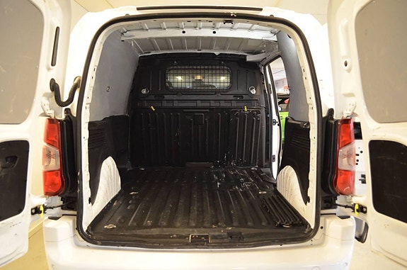 Peugeot Partner 6 of 21
