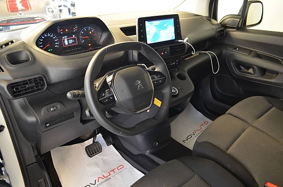 Peugeot Partner 2 of 21