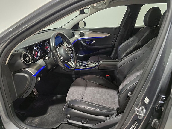 Mercedes-Benz E200 7 of 19