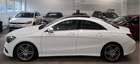 Mercedes-Benz CLA180 4 of 23