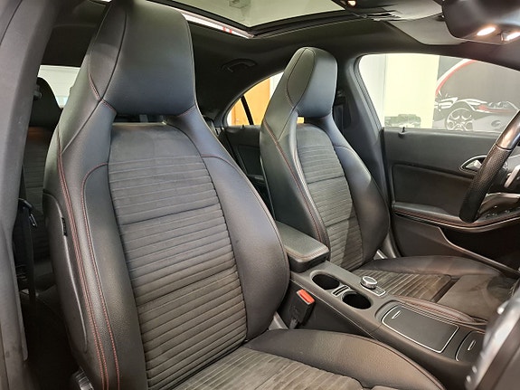 Mercedes-Benz CLA180 21 of 23