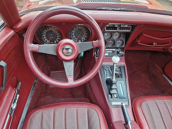 Chevrolet Corvette 5 of 5