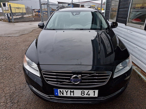 Volvo V70 5 of 5