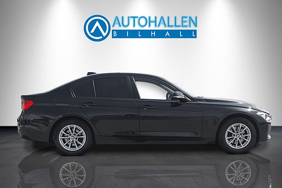 BMW 320 7 of 13