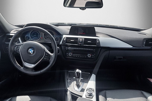 BMW 320 9 of 13