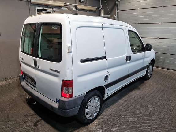 Peugeot Partner 3 of 5
