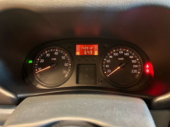 Renault Clio 13 of 15