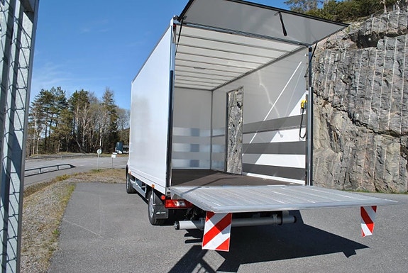 Ford Transit 5 of 5