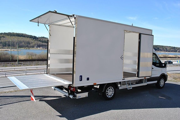 Ford Transit 2 of 5
