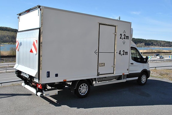 Ford Transit 4 of 5