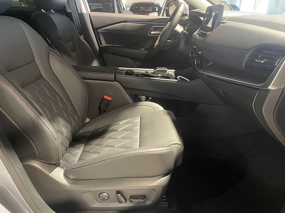 Nissan X-Trail 9 of 19