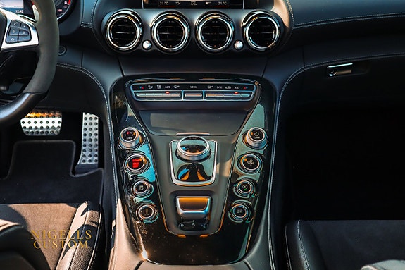 Mercedes-Benz AMG GT S 15 of 18