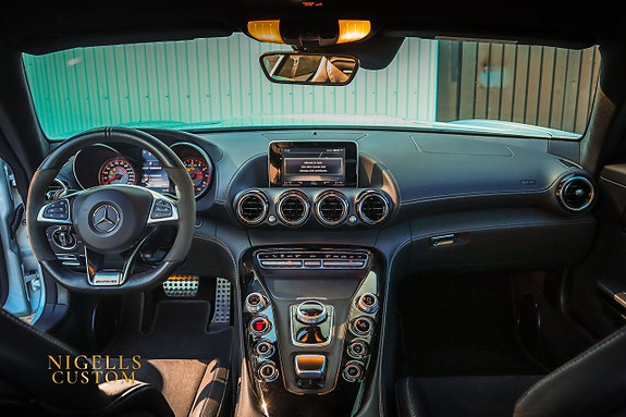Mercedes-Benz AMG GT S 14 of 18