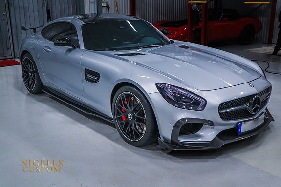 Mercedes-Benz AMG GT S 2 of 5