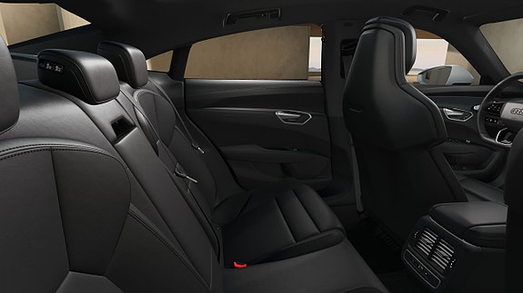 Audi e-tron 11 of 12