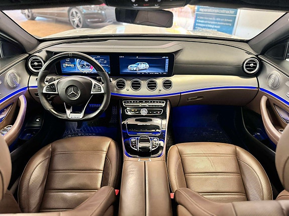 Mercedes-Benz AMG GT 63 s 14 of 21