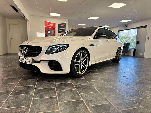Mercedes-Benz AMG GT 63 s 2 of 5