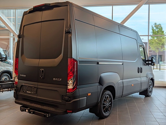 Iveco Daily 2 of 5