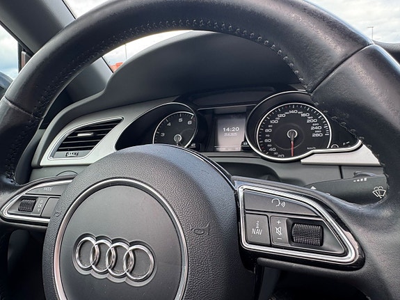 Audi A5 4 of 5