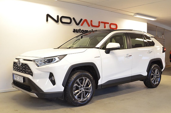Toyota RAV4 5 of 22