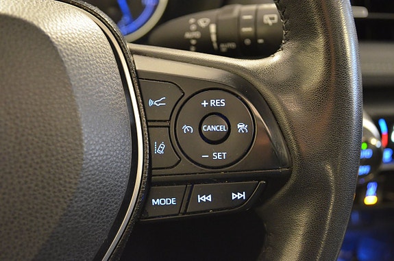 Toyota RAV4 12 of 22