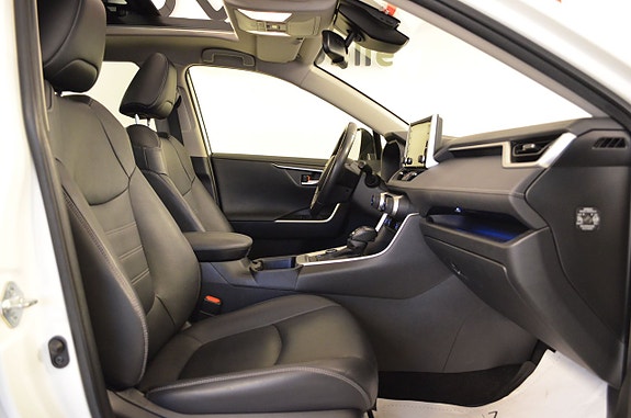 Toyota RAV4 15 of 22