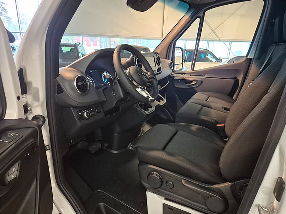 Mercedes-Benz eSprinter 414 5 of 6