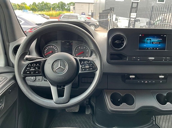 Mercedes-Benz Sprinter 316 9 of 11