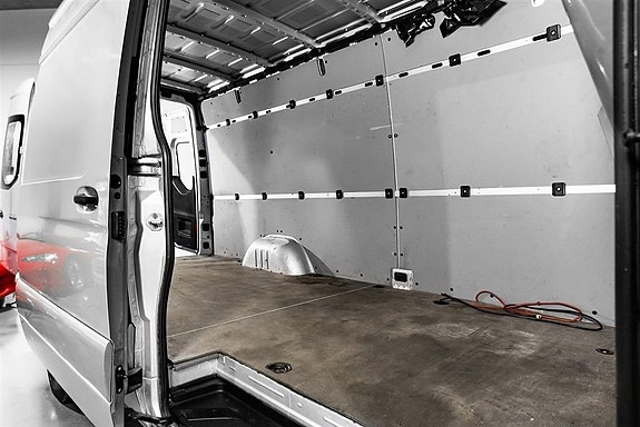 Mercedes-Benz Sprinter 316 4 of 5