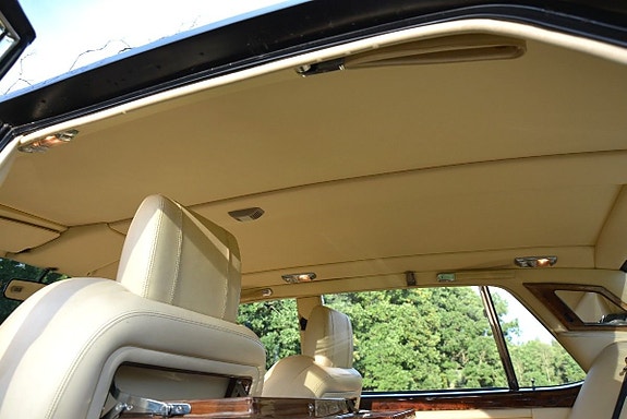 Bentley Turbo R 16 of 25