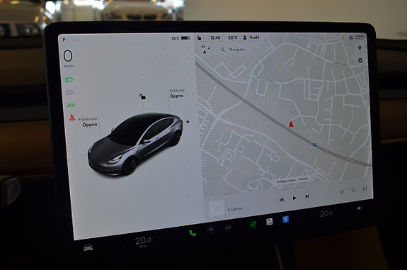 Tesla Model 3 12 of 17