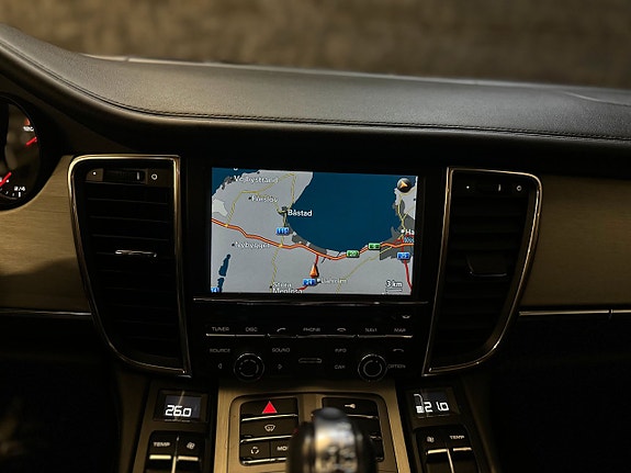 Porsche Panamera Turbo 20 of 27
