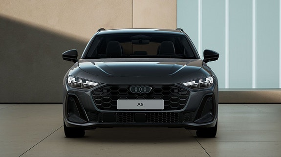 Audi A5 4 of 5