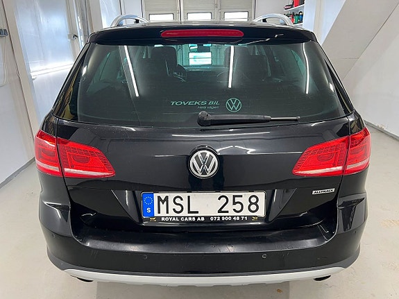 Volkswagen Passat Alltrack 5 of 5