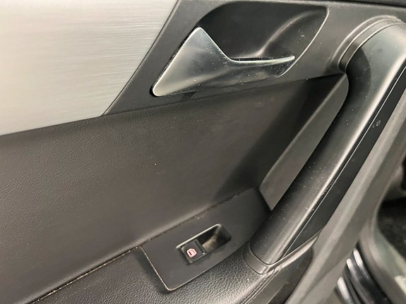 Volkswagen Passat Alltrack 20 of 22
