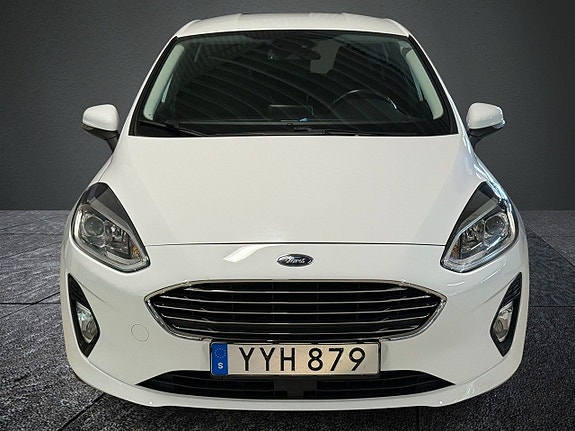 Ford Fiesta 2 of 11