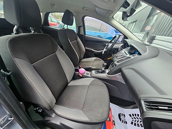 Ford Focus 14 of 14