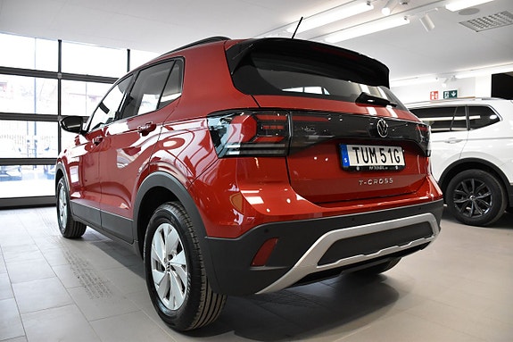 Volkswagen T-Cross 4 of 5