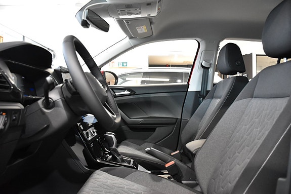 Volkswagen T-Cross 18 of 23