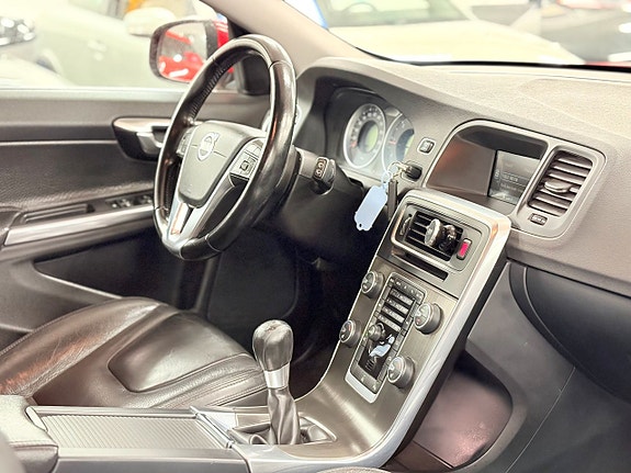 Volvo V60 17 of 18