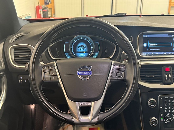 Volvo V40 5 of 5