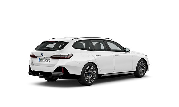 BMW i5 2 of 5