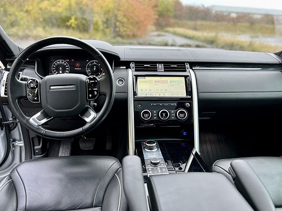 Land Rover Discovery 8 of 20