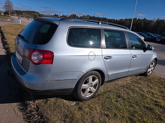 Volkswagen Passat 5 of 5