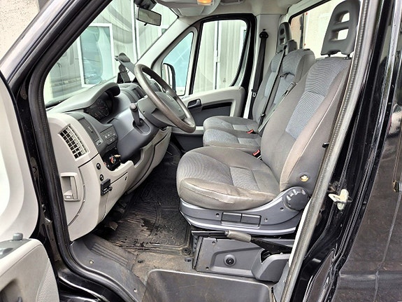 Peugeot Boxer 9 of 14