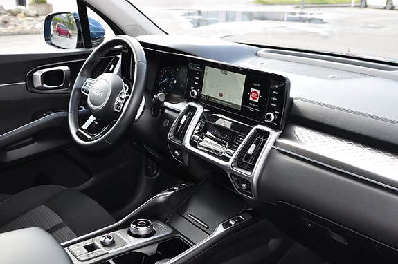 Kia Sorento 2 of 5