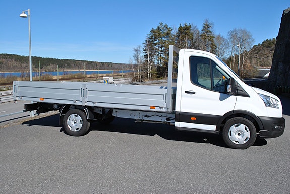 Ford Transit 2 of 5
